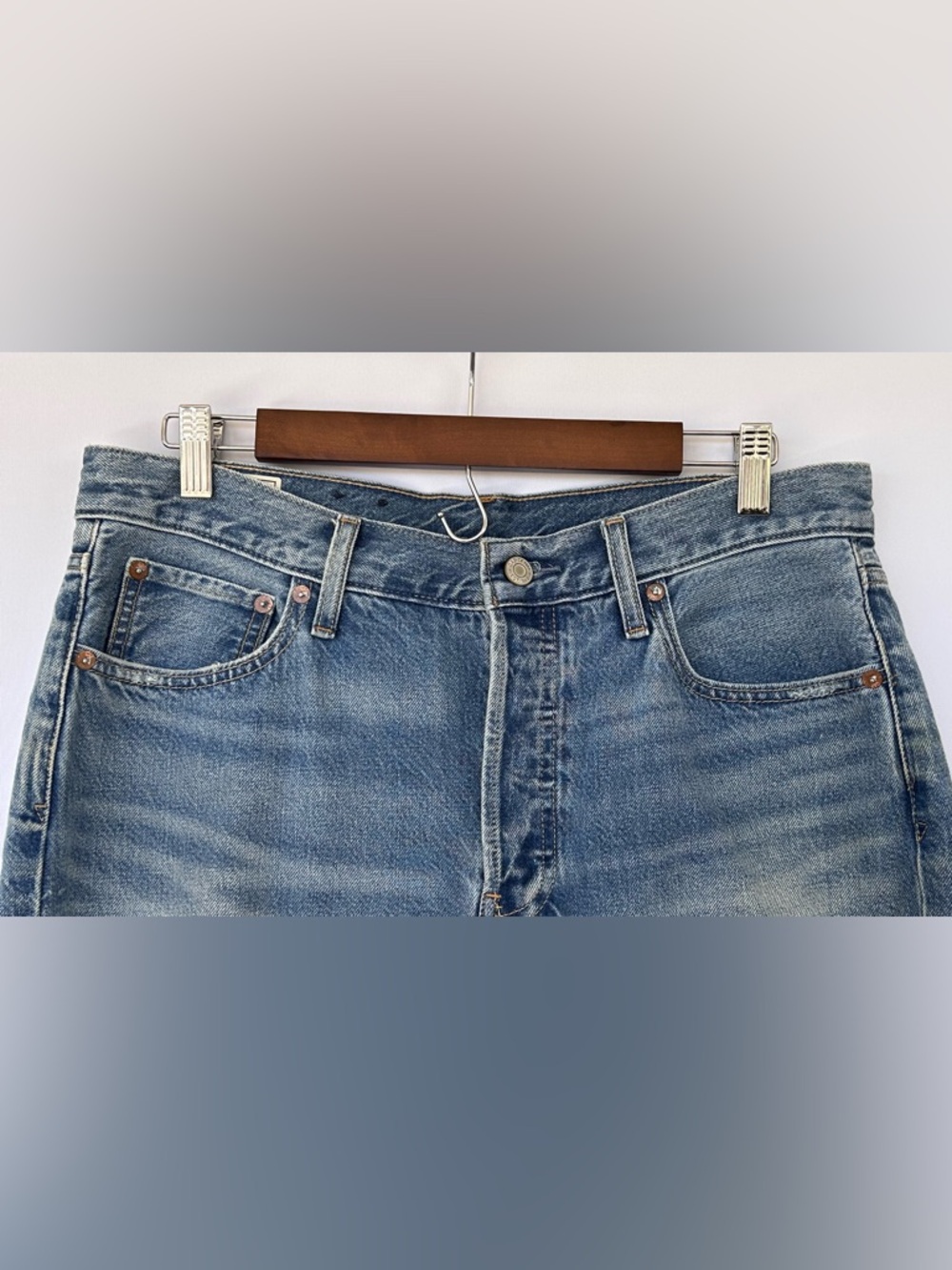 GAP Denim Women’s Boyfriend Mid Rise Jeans Button Fly Raw Hem Size 30 10 - Picture 2 of 11